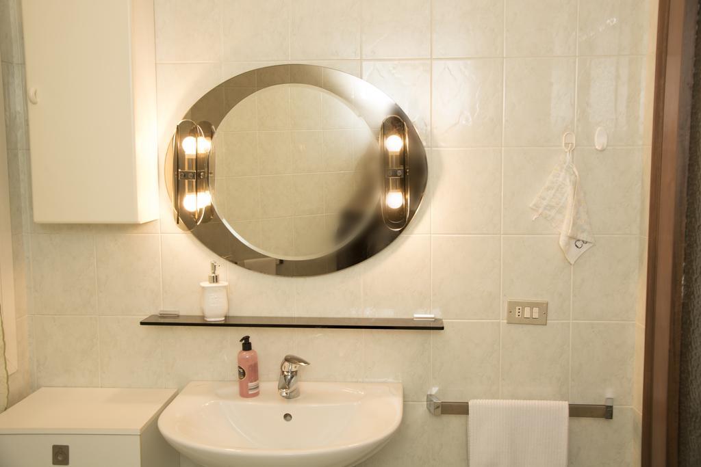 Casa Di Gina Apartment Верона Екстериор снимка
