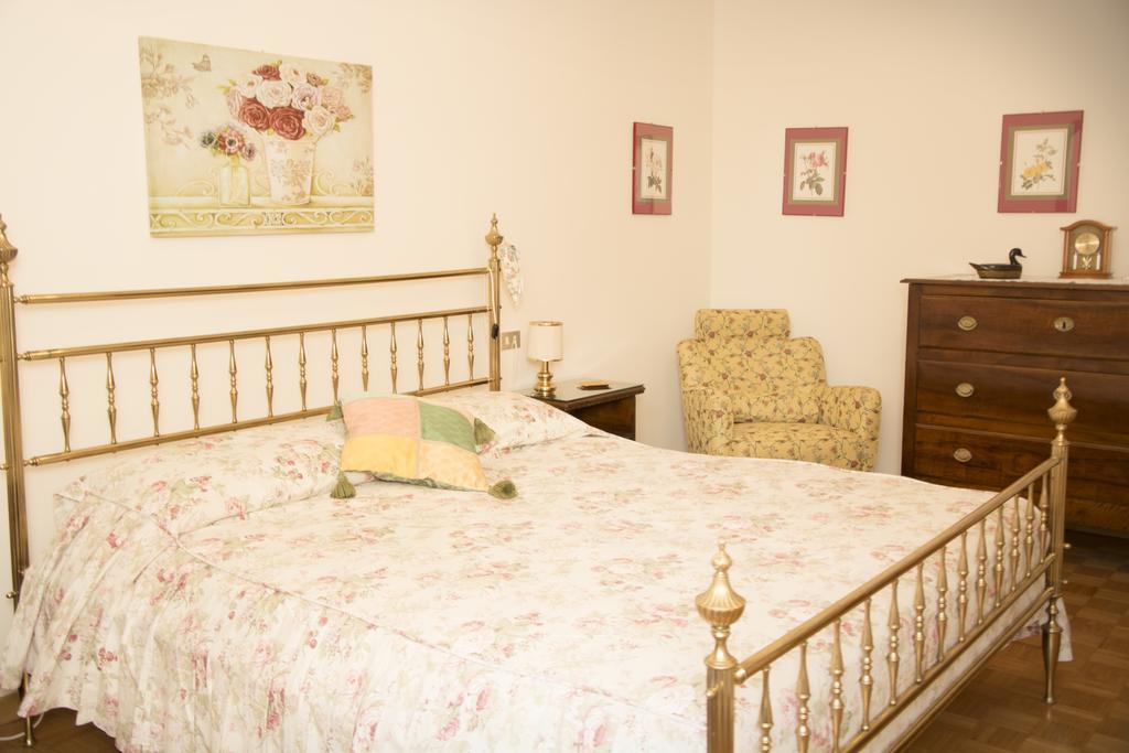 Casa Di Gina Apartment Верона Екстериор снимка